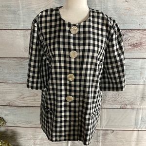 3X black and white gingham linen jacket. Short sleeve. Large white but…